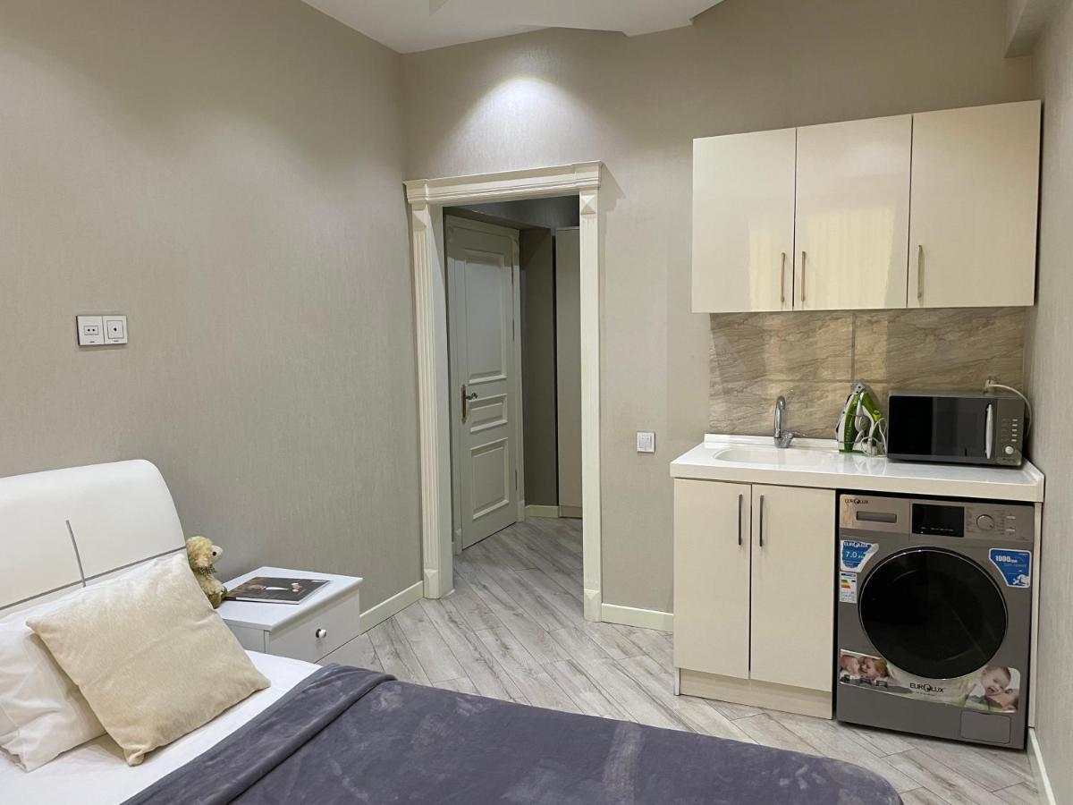 Luxe Azure Apartment Baku Bagian luar foto